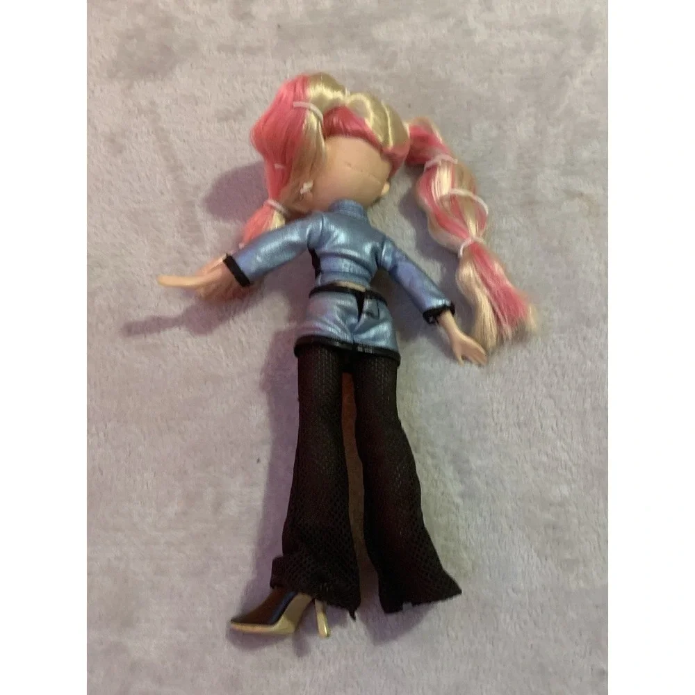 Bratz Live In Concert‎ Space Angelz Cloe Fashion Doll-2005 MGA